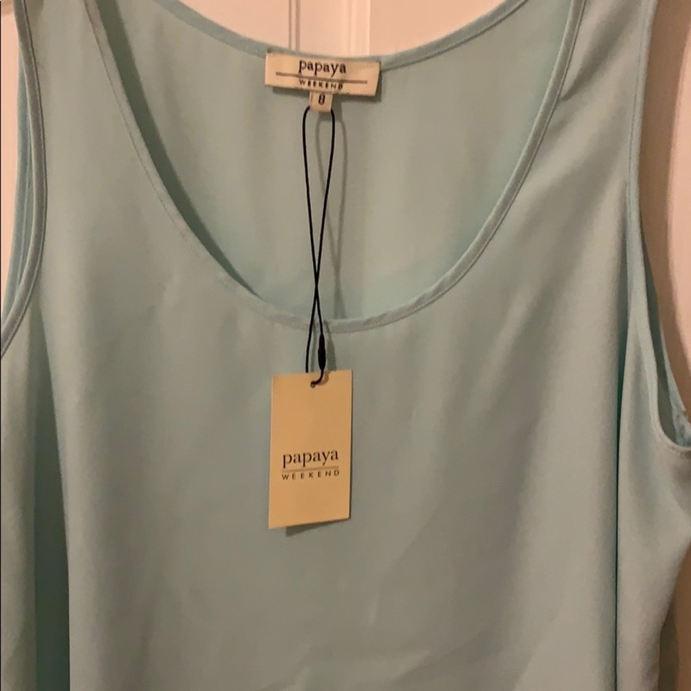 Tops - Picture 2 of 3